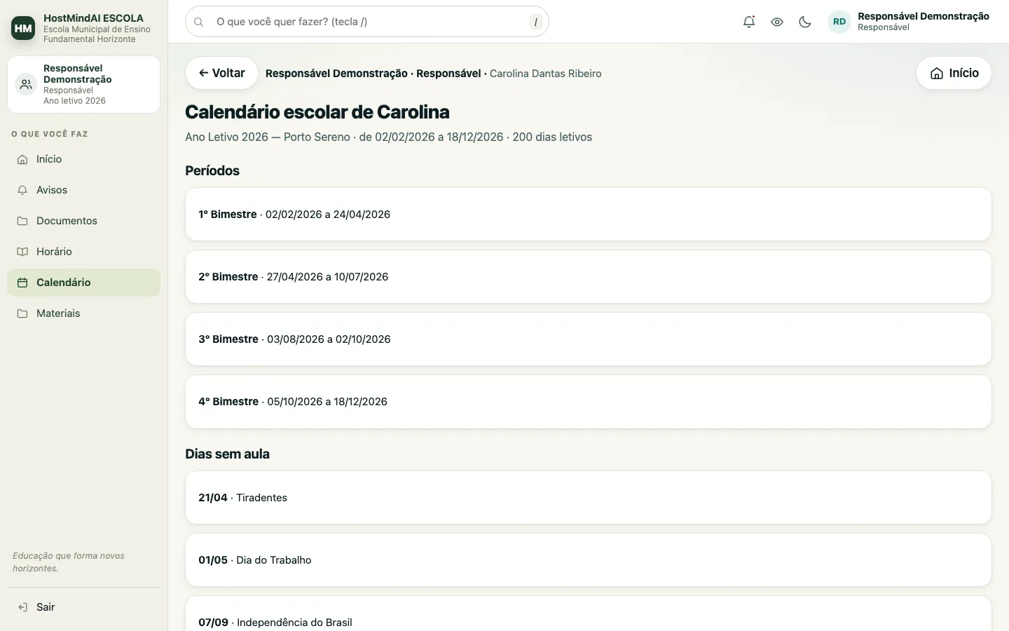 Calendário escolar visto pelo responsável, com os bimestres e os dias sem aula do ano letivo.